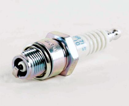 SPARK PLUGS — 821916 NGK BR7HS QSR