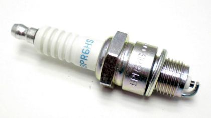 SPARK PLUGS — BPR6HS NGK